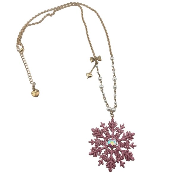 Betsey Johnson Jewelry - Betsey Johnson Snowflake Pendant Necklace With Pink Glitter & Heart Charm